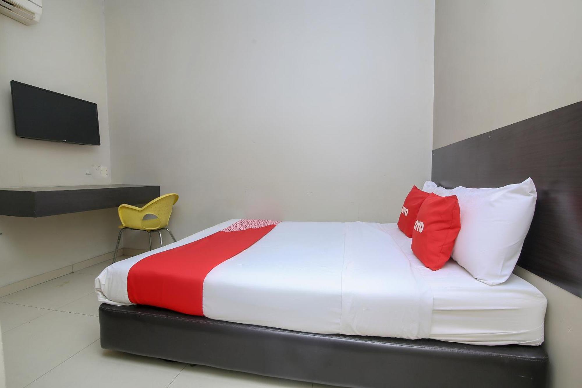 Nice Stay Three Six Five Services Кучинг Екстериор снимка