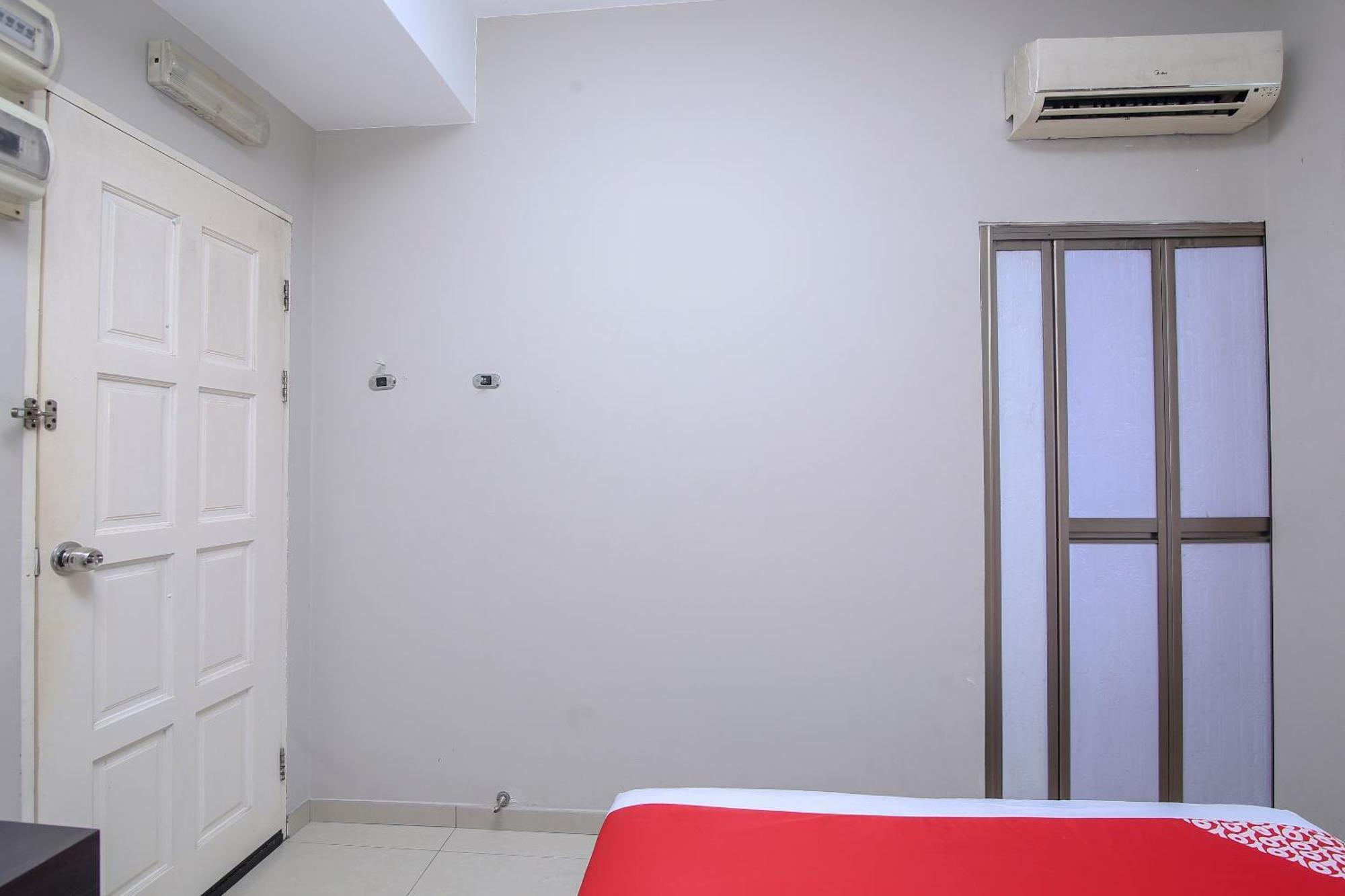 Nice Stay Three Six Five Services Кучинг Екстериор снимка