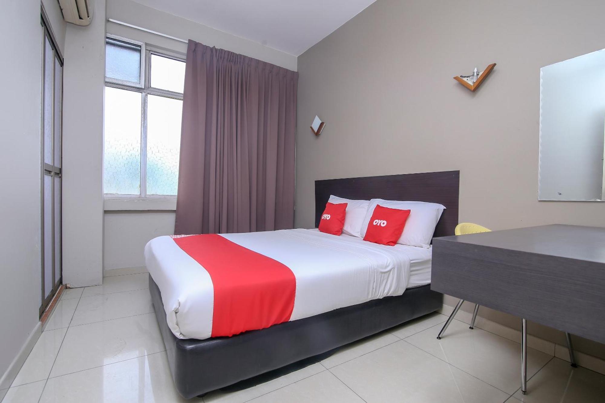 Nice Stay Three Six Five Services Кучинг Екстериор снимка